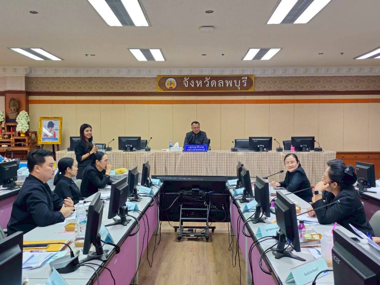 พช.ลพบุรี จัดโครงการส่งเสริมกระบวนการเครือข่ายองค์ความรู้ (Knowledge-Based OTOP : KBO) เพื่อสนับสนุนและพัฒนาขีดความสามารถของผู้ผลิต ผู้ประกอบการ OTOP ในการยกระดับการพัฒนาผลิตภัณฑ์ให้มีมาตรฐาน