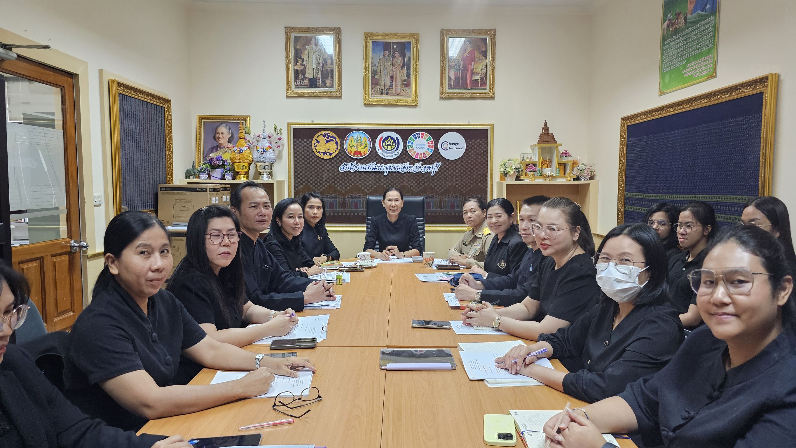 พช.ลพบุรี ประชุมสำนักงานพัฒนาชุมชนจังหวัดลพบุรี ประจำเดือนธันวาคม 2568 พร้อมขับเคลื่อนงานตามนโยบายกระทรวงมหาดไทยและกรมการพัฒนาชุมชน ในปีงบประมาณ พ.ศ. 2569