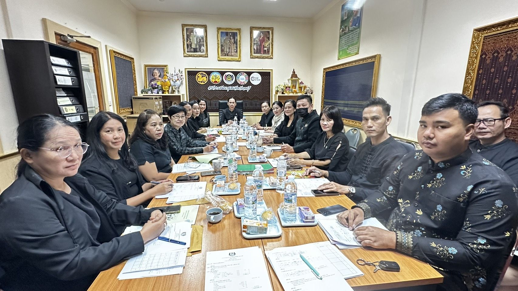 พช.ลพบุรี ประชุมผู้อำนวยการกลุ่มงานและพัฒนาการอำเภอ ครั้งที่ 12/2568 ประจำเดือนธันวาคม 2568 พร้อมขับเคลื่อนงานตามนโยบายกระทรวงมหาดไทยและนโยบายสำคัญในการขับเคลื่อนการพัฒนาชุมชน