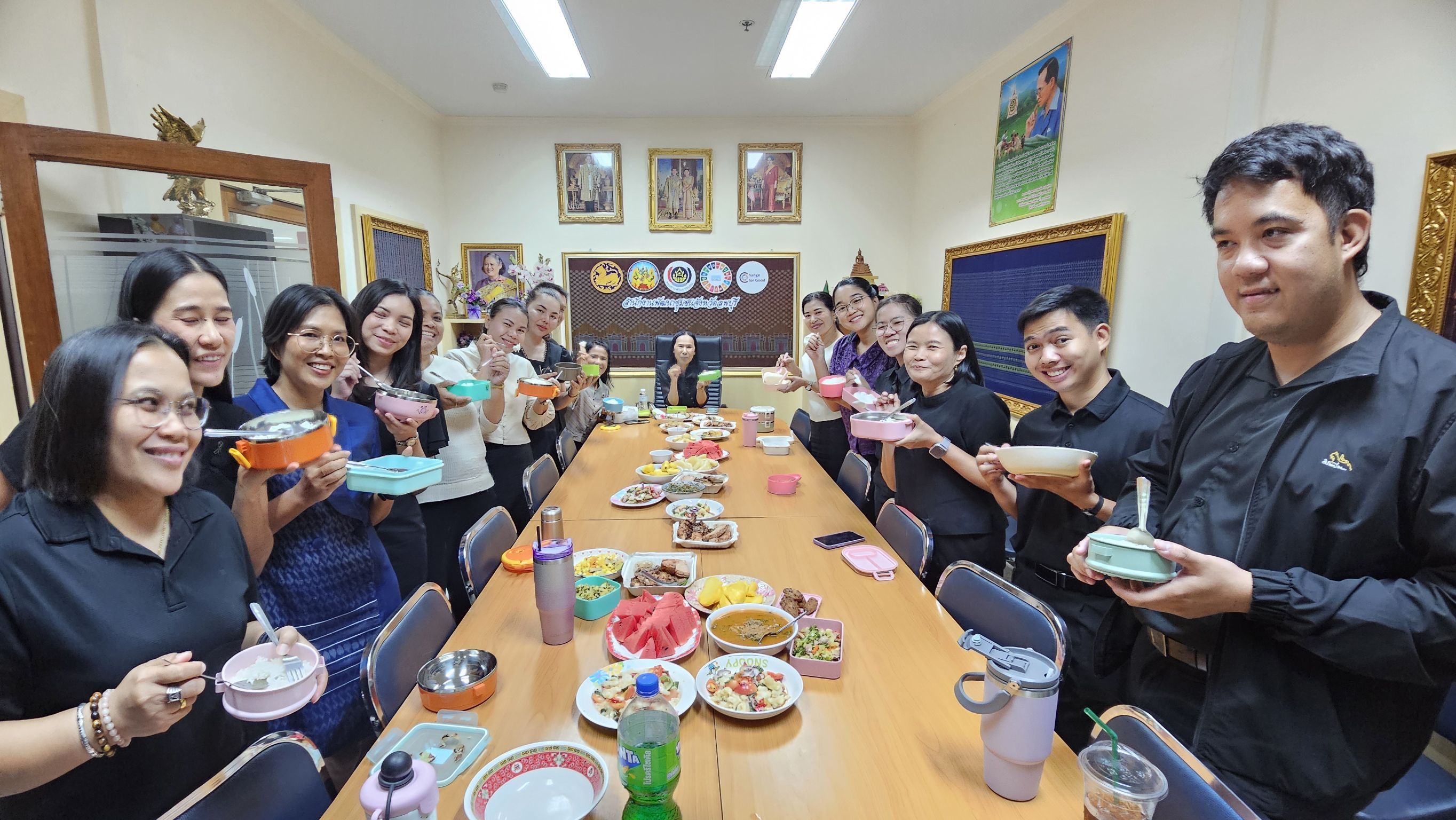 พช.ลพบุรี ประชุมสำนักงานพัฒนาชุมชนจังหวัดลพบุรี ประจำเดือนเมษายน 2569 พร้อมขับเคลื่อนงานตามนโยบายกระทรวงมหาดไทยและภารกิจสำคัญของกรมการพัฒนาชุมชน