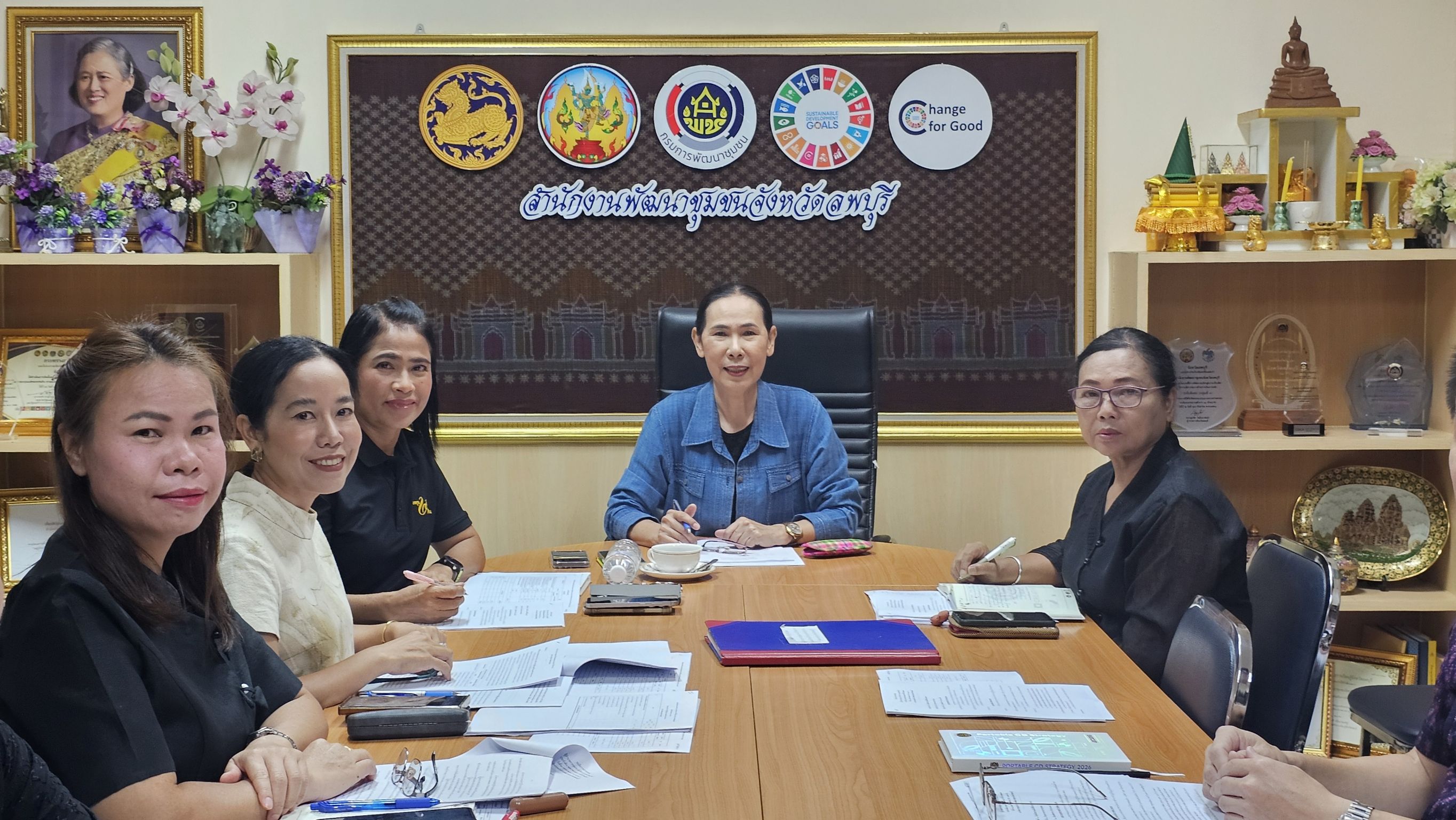 พช.ลพบุรี ประชุมสำนักงานพัฒนาชุมชนจังหวัดลพบุรี ประจำเดือนพฤษภาคม 2569 พร้อมขับเคลื่อนงานตามนโยบายกระทรวงมหาดไทยและภารกิจสำคัญของกรมการพัฒนาชุมชน