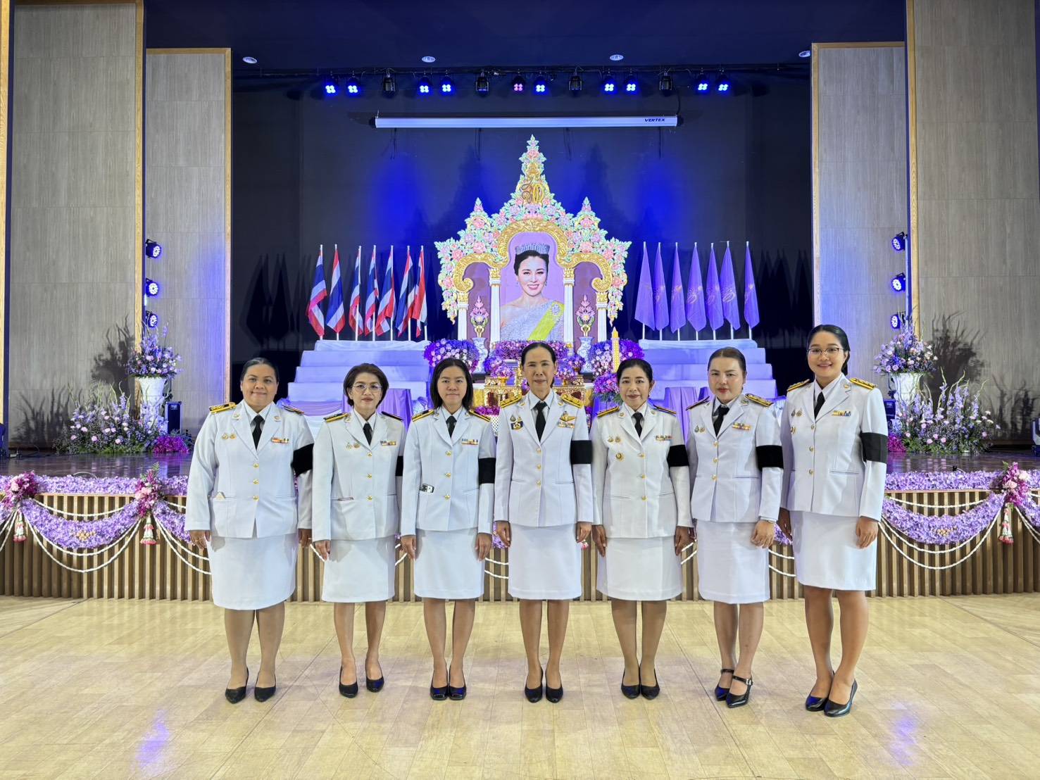 พช.ลพบุรีเข้าร่วมพิธีถวายราชสดุดีและจุดเทียนถวายพระพรชัยมงคล สมเด็จพระนางเจ้าฯ พระบรมราชินี เนื่องในโอกาสวันเฉลิมพระชนมพรรษา 3 มิถุนายน 2569