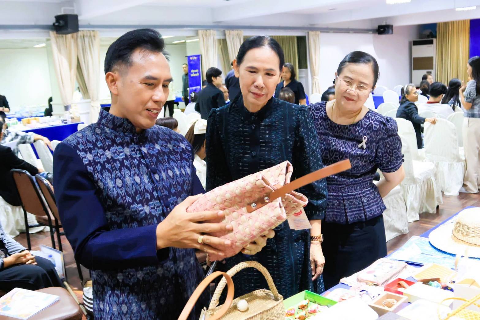 พช.ลพบุรี! เปิดเวทีคัดสรรสุดยอด OTOP (OPC) ปี 2569 มุ่งยกระดับสินค้าชุมชนสู่มาตรฐานระดับประเทศ ยอดผลิตภัณฑ์กว่า 200 ผลิตภัณฑ์