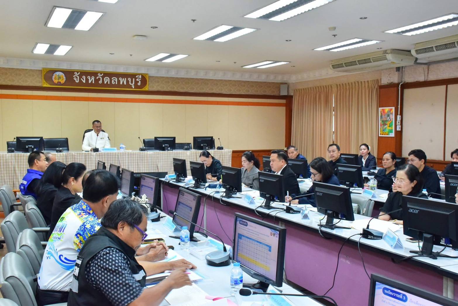 พช.ลพบุรี จัดประชุมคณะอนุกรรมการสนับสนุนและติดตามการดำเนินงานกองทุนหมู่บ้านระดับจังหวัด ครั้งที่ 1/2569