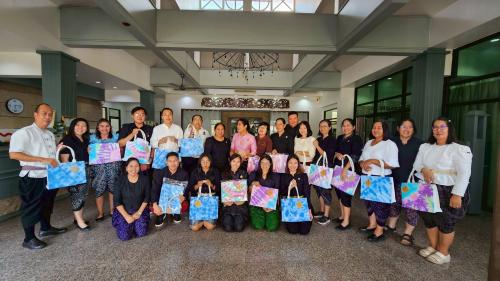 พช. ลพบุรี รุกเสริมทัพเจ้าหน้าที่ จัดโครงการประชุมเชิงปฏิบัติการ “ส่งเสริมทักษะการบริหารจัดการทุนชุมชนตามหลักธรรมาภิบาล ระดับจังหวัด” หวังสร้างความเข้มแข็งให้กองทุนชุมชน พร้อมรับมือความเสี่ยงด้านข้อกฎหมายและบัญชีอย่างมีประสิทธิภาพ